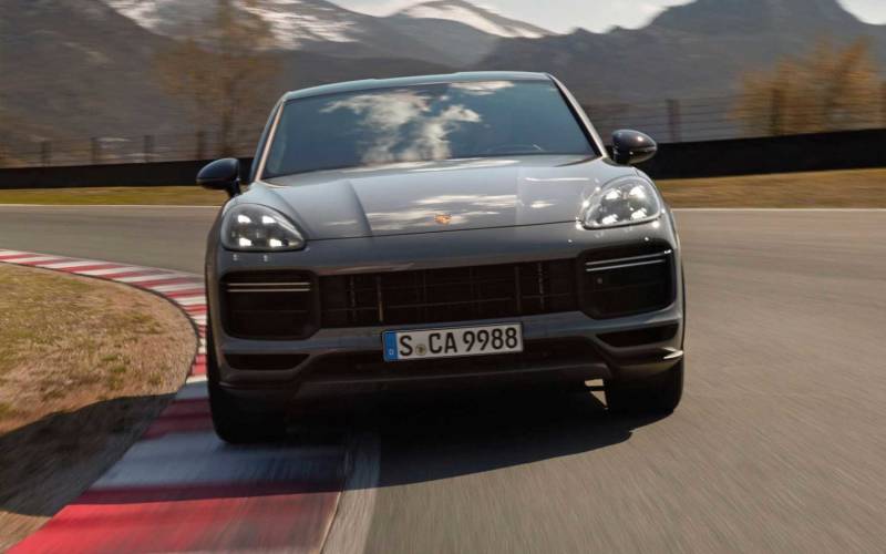 Porsche Cayenne Turbo GT 2022 SUV Drive